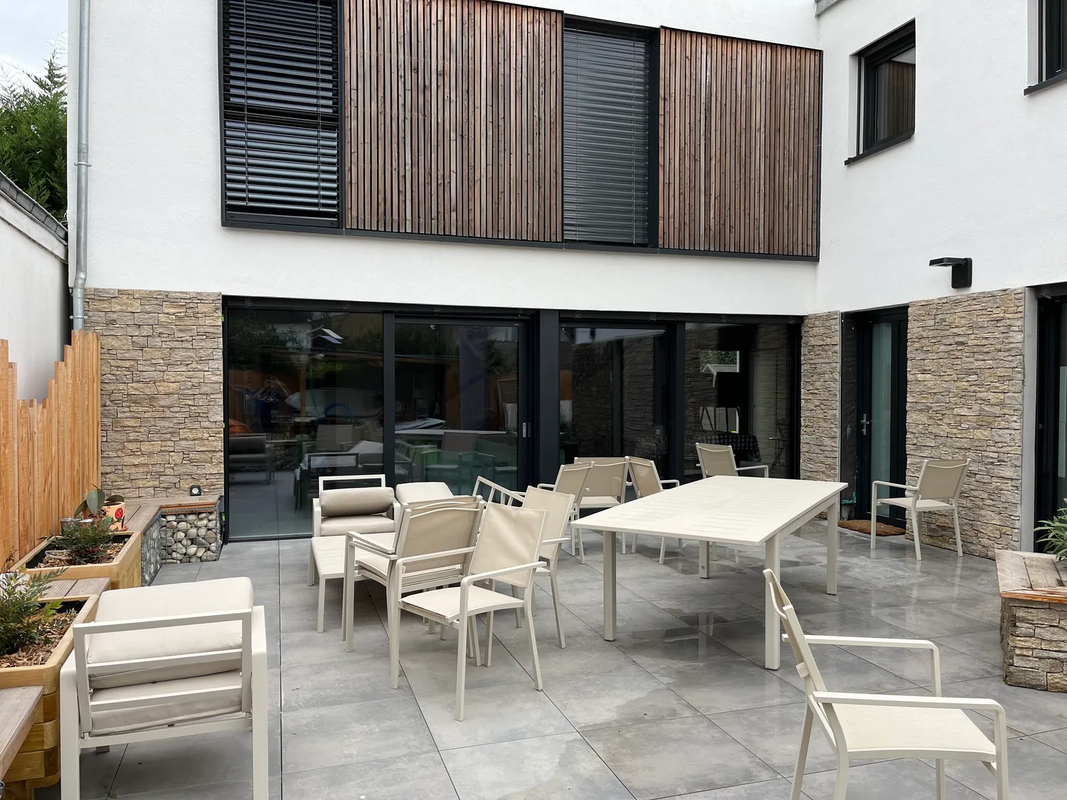 renovation de facade saint jouan des guerets