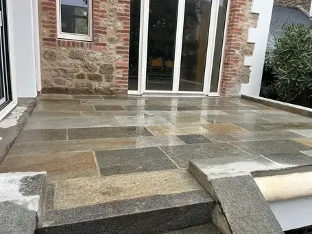 terrasse en pierre à Saint-Lunaire - image 3